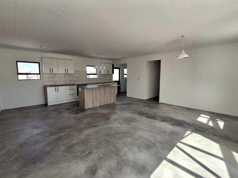 3 Bedroom Property for Sale in Britannia Bay Western Cape